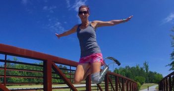 Blue Collar Runners: Jacky Hunt-Broersma